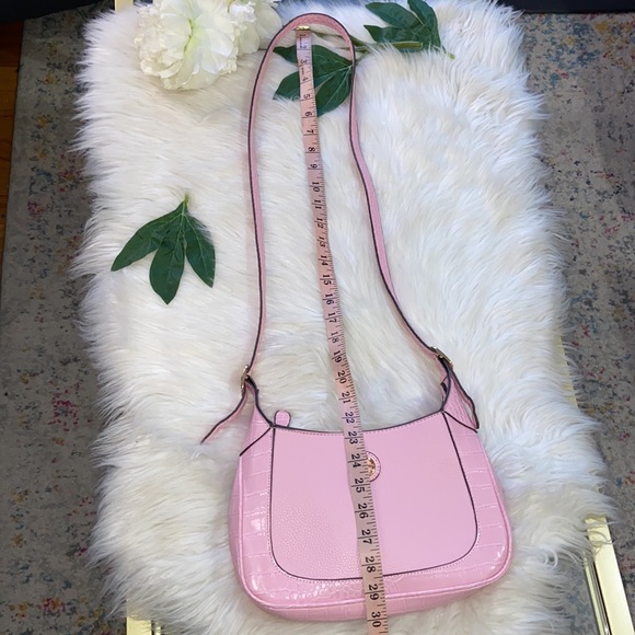 Giani Bernini Pink Crocodile Faux Leather Crossbody Bag - Picture 13 of 17